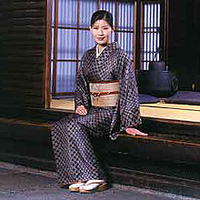 大島紬 | 織物 | 鹿児島県 | 日本伝統文化振興機構(JTCO)