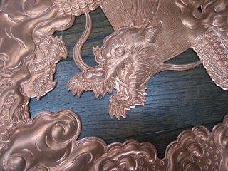 Elaborately engraved dragon of handmade metal fittings (copper product) (provided by Choukin kougei Kikuhiro) 